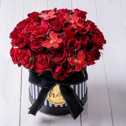 50 Red Rose Box
